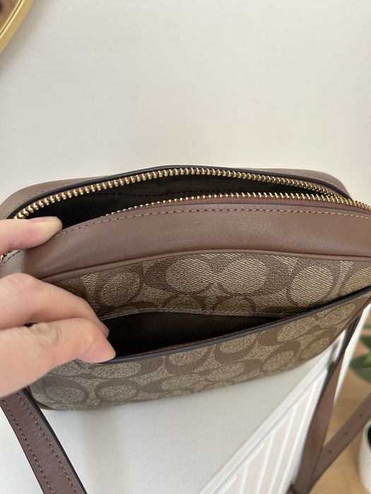 Кроссбоди сумка от coach