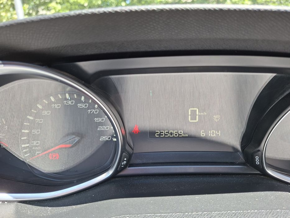 PEUGEOT 308 2015 — imagine 4