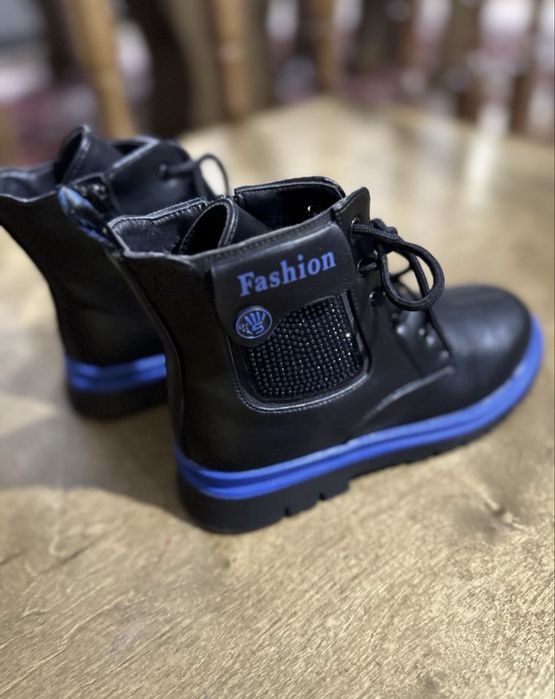 Ботинки детские новые