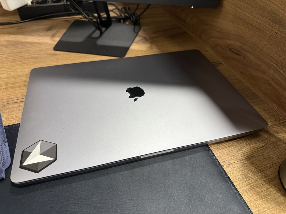 Macbook Pro 16", 2019, i9