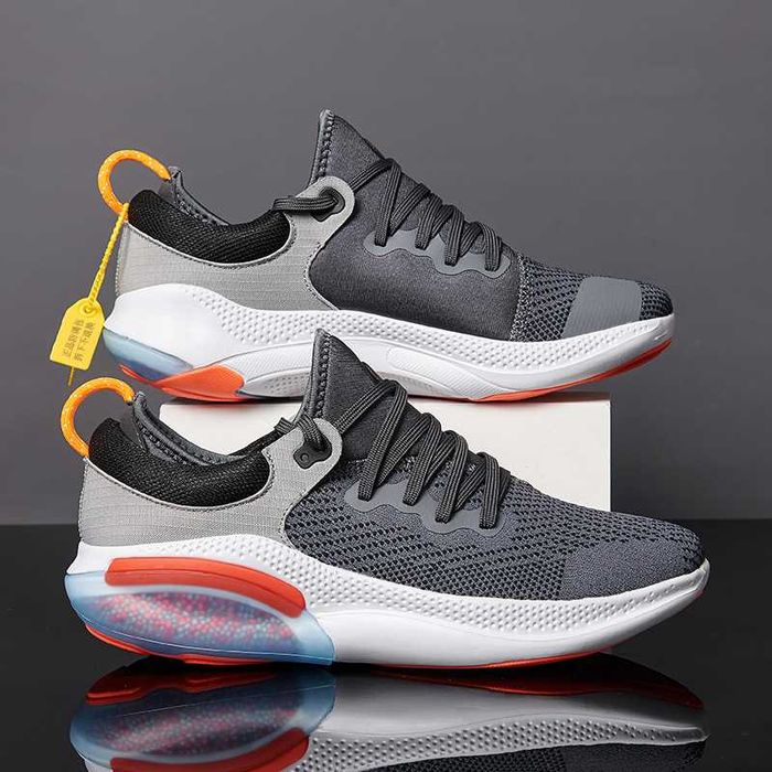 Мужские кроссовки