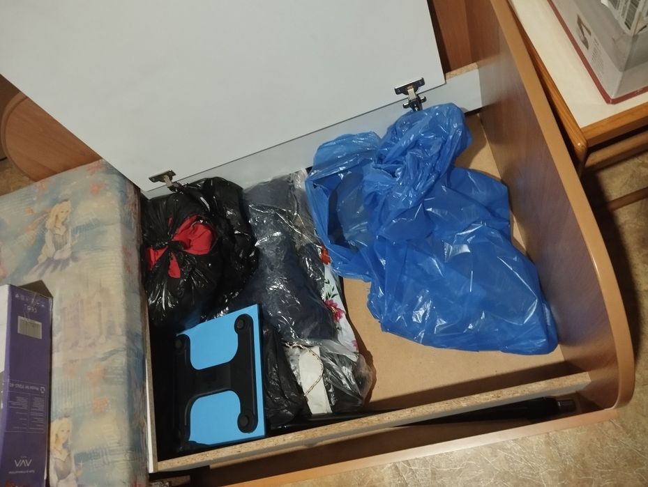 Продам кровать полуторку бу