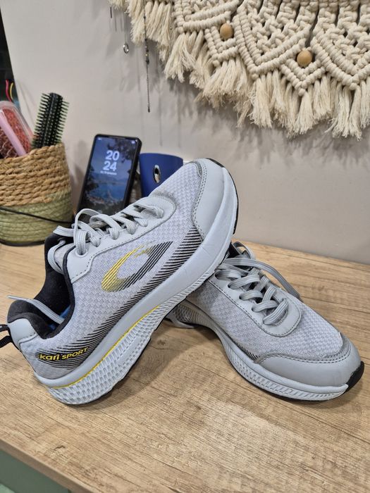 Кросовки  серого цвета