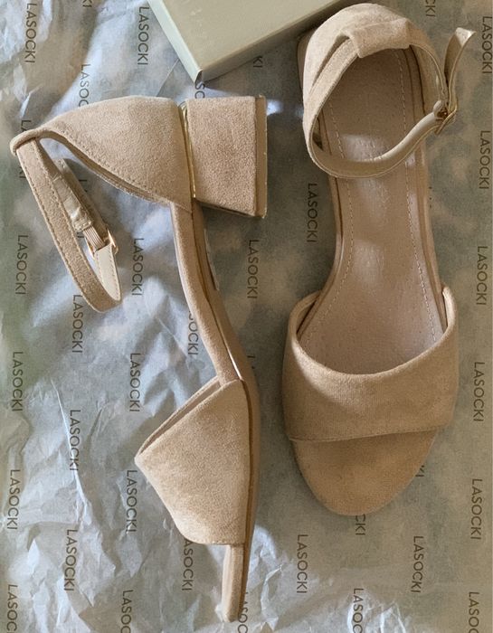 Дамски елегантни и ежедневни  сандали естествена кожа  38 номер