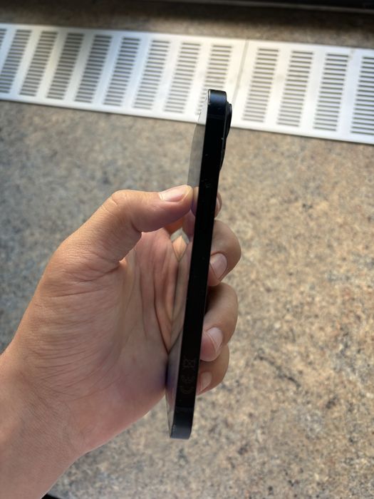 vand iphone 14 128 GB