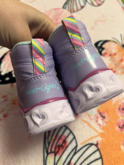 Sketchers 23 mov cu luminii