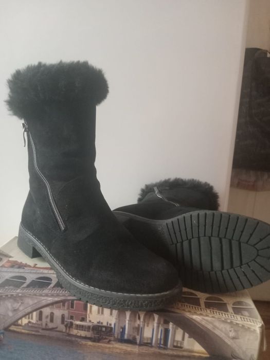 Женские теплые сапожки б/у  38 размер