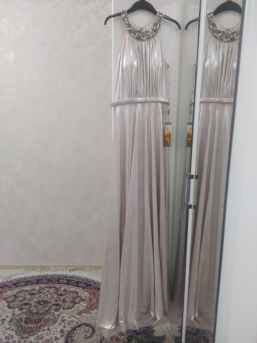 Вечерние платье. Новое.