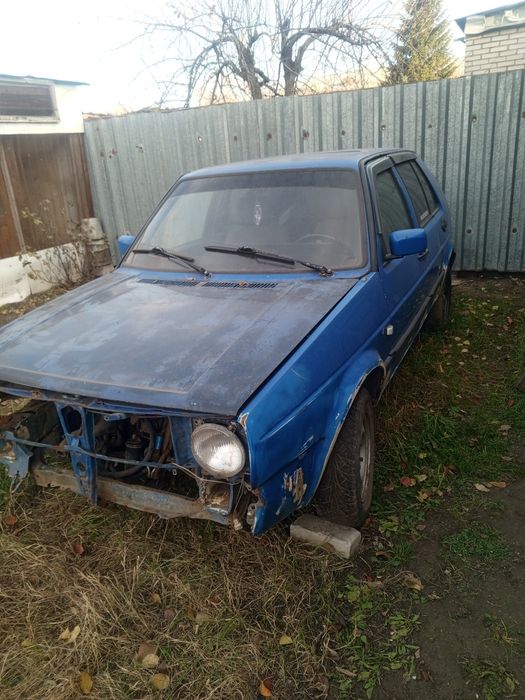 Продам гольф пятидверный