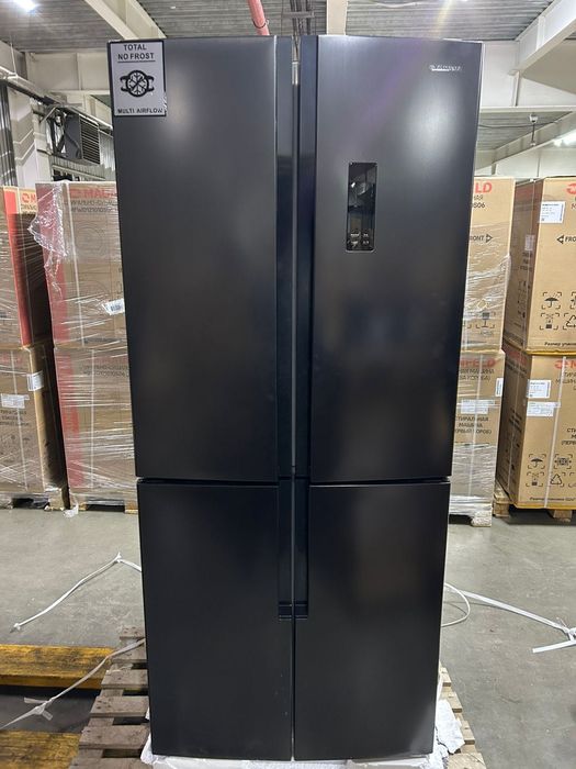 Продам новый холодильник Maunfeld