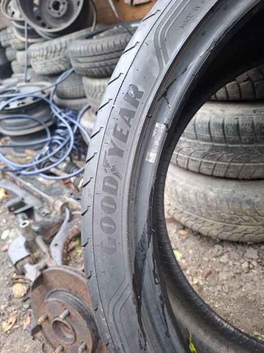 Vand 1 anvelopa 275 35 22 goodyear de vara dot 2023