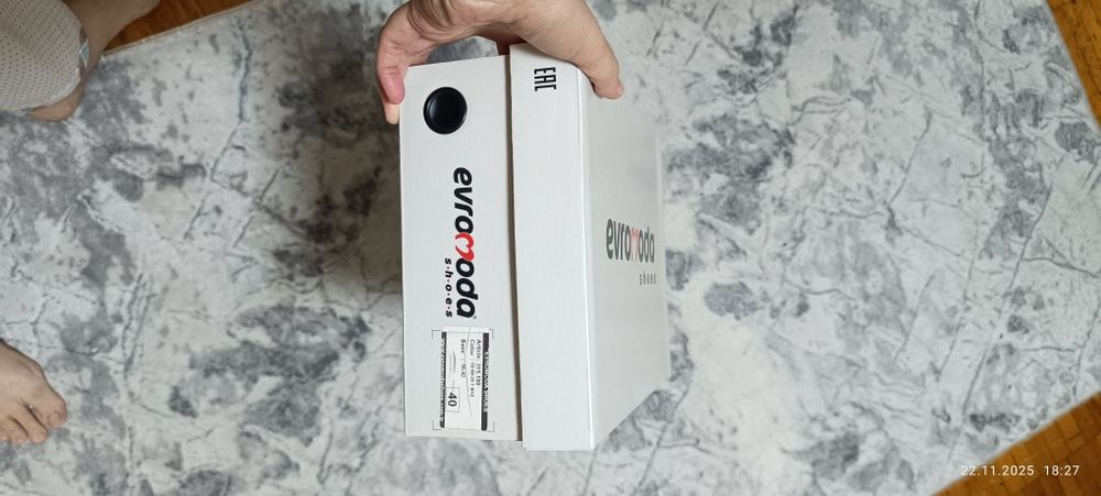 Кросовки размер 40. Натуральная кожа. Турция