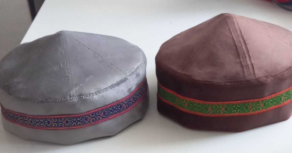 Тақиялар сатамын. Бағасы 2000