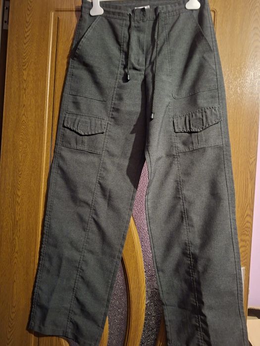 Vând Pantaloni Damă Evazati Mărimea 38