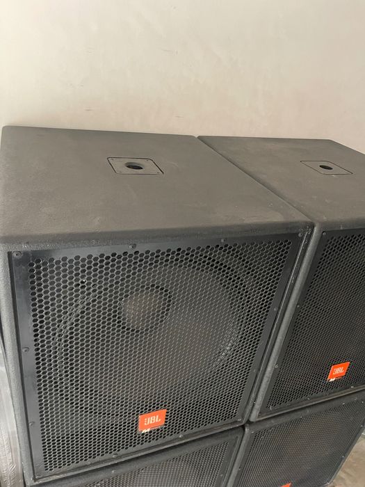 Бас каси JBL MP 418S
