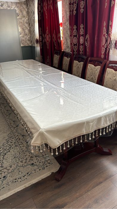 Продаётся стол