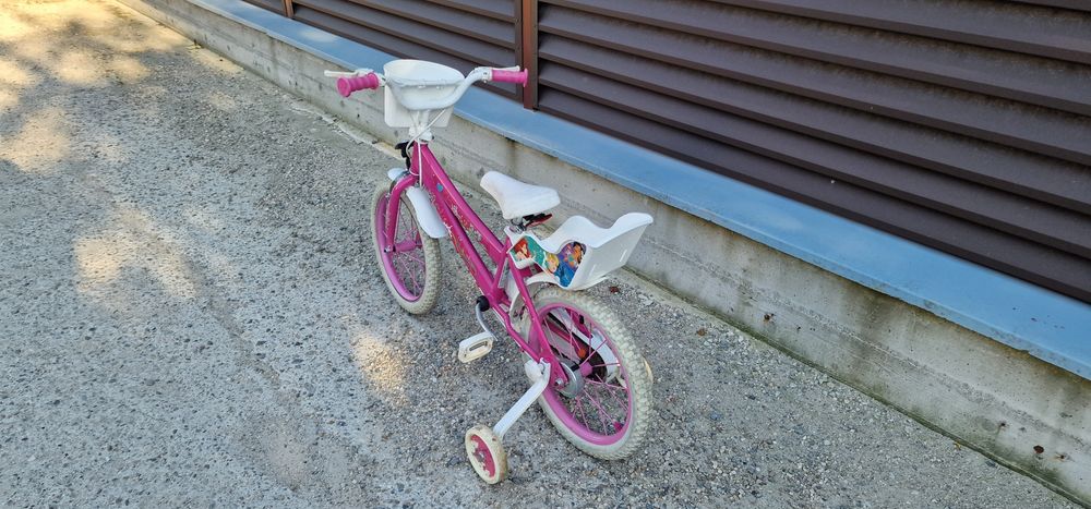 Bicicleta fetite - casca inclusa