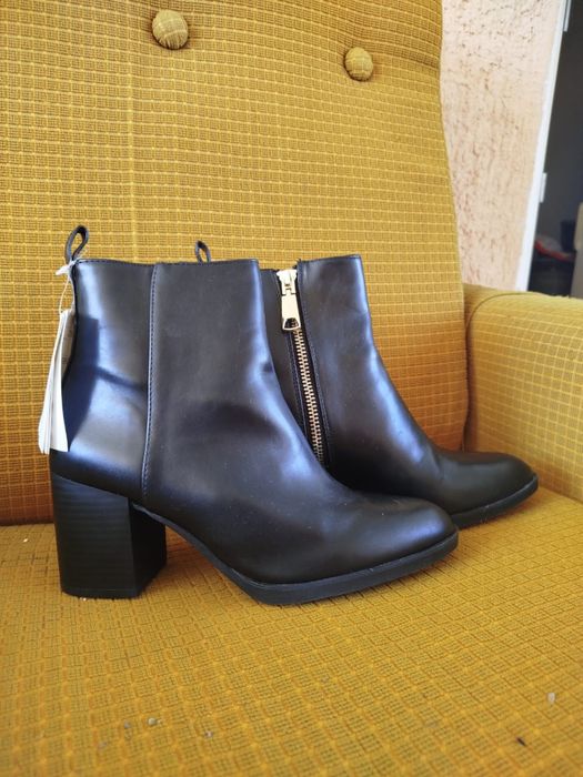 Продаются зимняя обувь