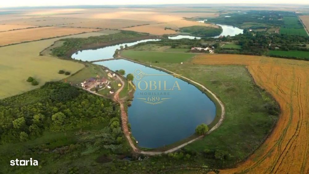 Domeniu,13 Ha Teren(7,7 Ha Luciu De Apa,3 Balti ,Cabane,Ponton,Camping