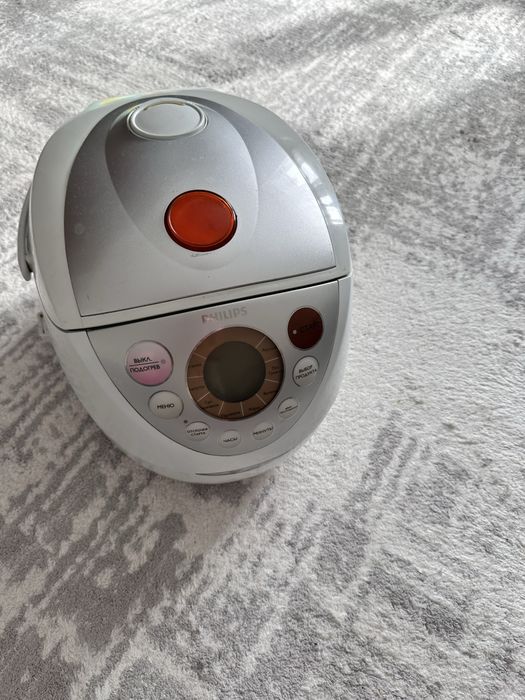 Продам Мультиварку Philips.