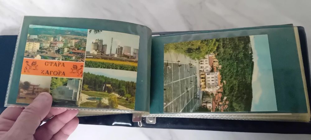 Класиор с картички от соца.