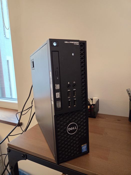 Dell Precision T1700