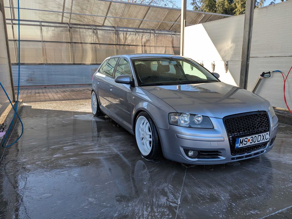Mașina audi A3 8p an 2005
