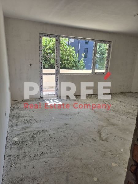 Продава се Многостаен апартамент в Бургас, Лазур - 103 кв.м за 2500 €/кв.м - Снимка #4