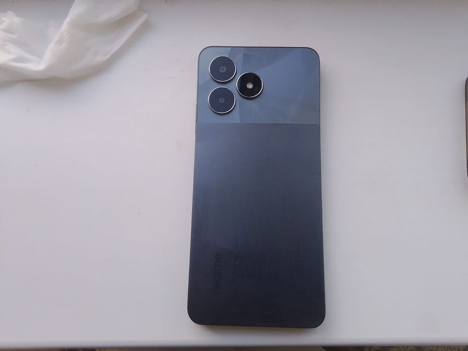 Продам телефон срочноо