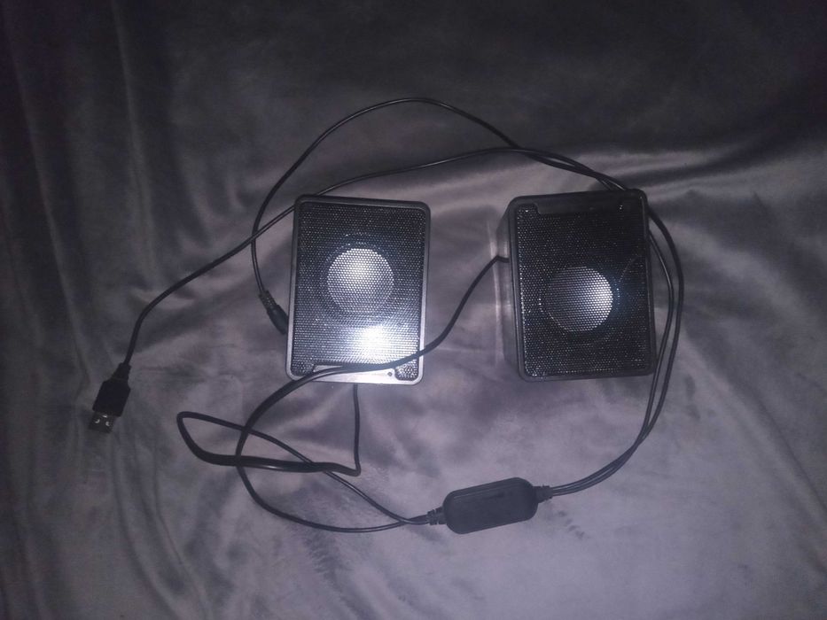 Продам колонки для компьютера в идеальном состоянии