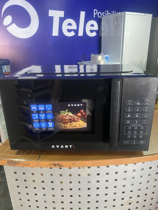 Микроволновка Avant черный