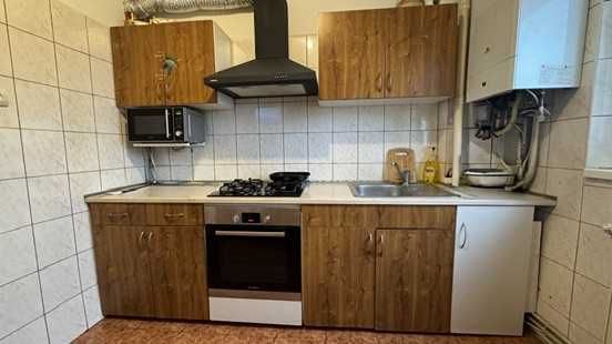 Pachet Mobilă Bucătărie (275cm) + Colțar cu masă + Hotă și Chiuvetă