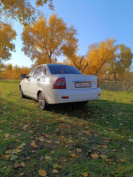 Лада Приора 12 год