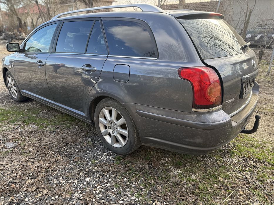 Toyota avensis 2,2d-cat 177ks na chasti/Тойота аернсис 2,2д 177 части