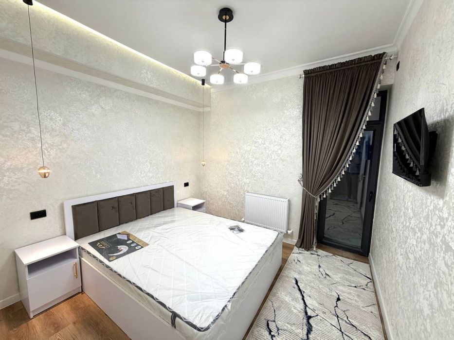 Сдается 2 х комнатная квартира на 2 этаже Голубой экран 500$