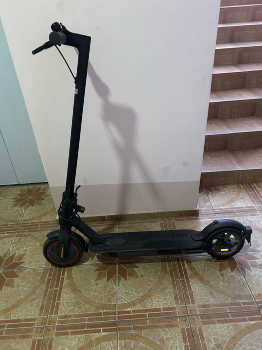 Электро самокат ксеоми