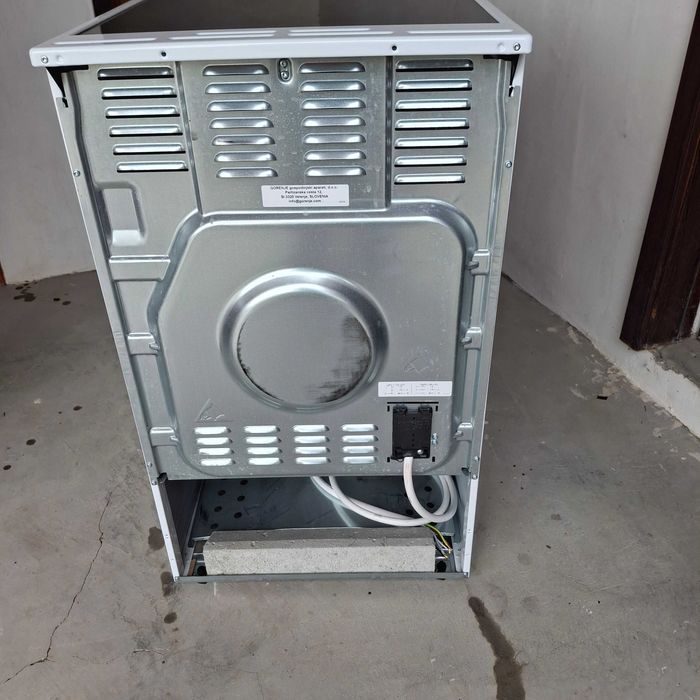 Електрическа печка с керамичен плот Gorenje