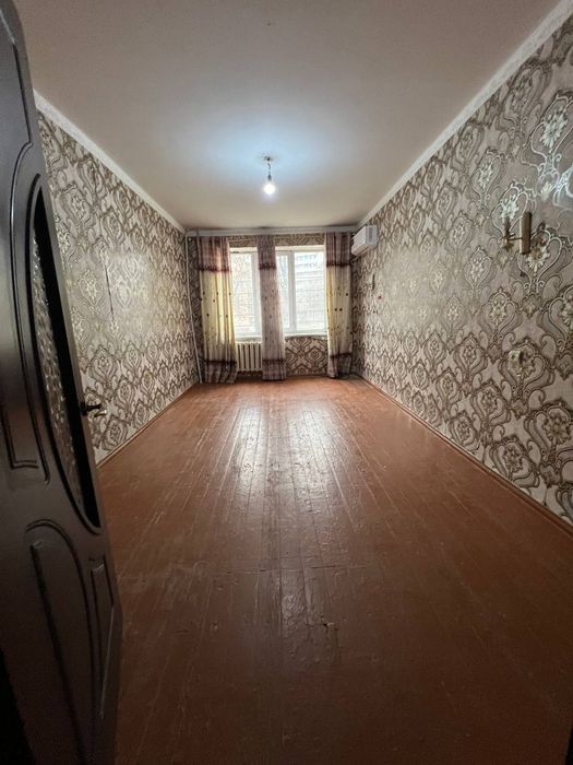 Padezni 2 xonalik Gorni inst oldida