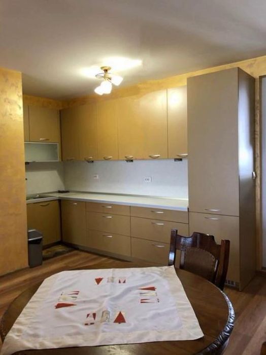 Дава се под наем Тристаен апартамент в София, Студентски град - 110 кв.м за 775 € - Снимка #2