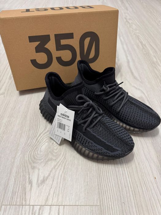 Adidasi Yeezy 350 Boost Black | Model Unisex | Adidasi Noi Calitativi