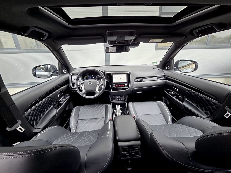 Mitsubishi Outlander GT 2020 | Plug-in Hybrid | Automat | 4x4 | Noul Facelift | Full Extra | Editie Instyle GT Line | 114.000km | GARANTIE 2 ANI !!!