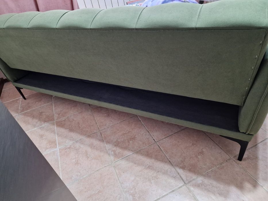 Продам диван книжка б/у зеленый