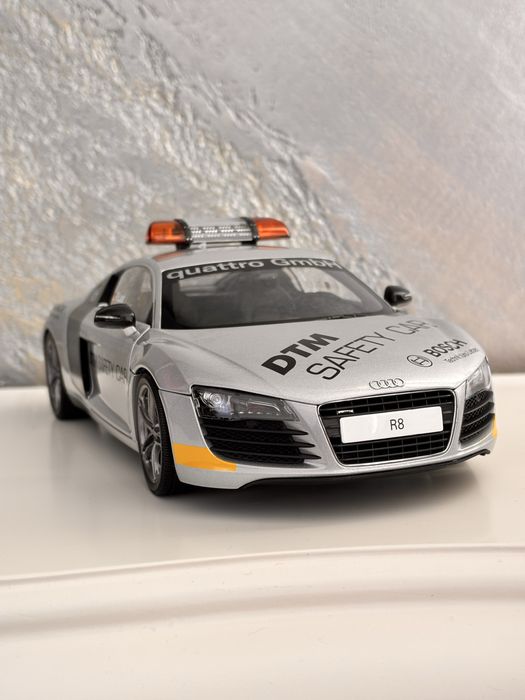 Vand macheta Audi R8 DTM 1:18 Kyosho