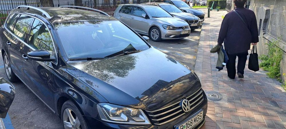 Volkwagen Passat 2.0 TDI Model Highline DSG 170 CP