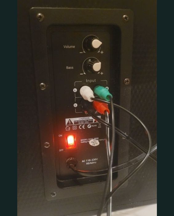 Sisteme audio 2.1 active