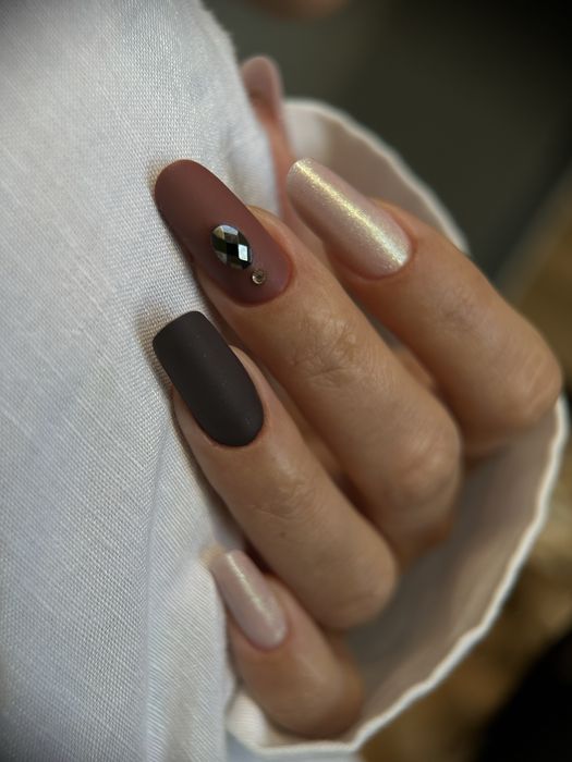 Unghii cu gel si oja semipermanenta, Sanpetru !