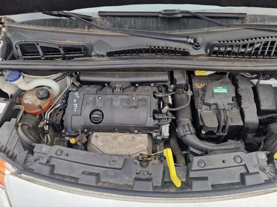 Dezmembram Citroen C3 Picasso 2011 1.4 benzina 8FP
