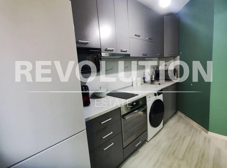 Дава се под наем Двустаен апартамент в Варна, Център - 70 кв.м за 600 € - Снимка #3