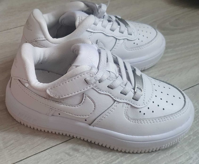 Adidasi copii nike force 1
