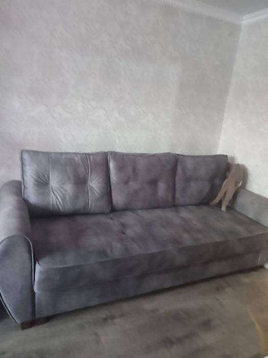 Диван, мягкий, б/у 1 год.